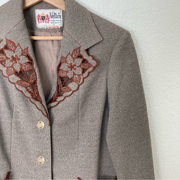 Vtg Veltex Gray Brown Floral Accented Suit Jacket, Size XL - Picture 2 of 8